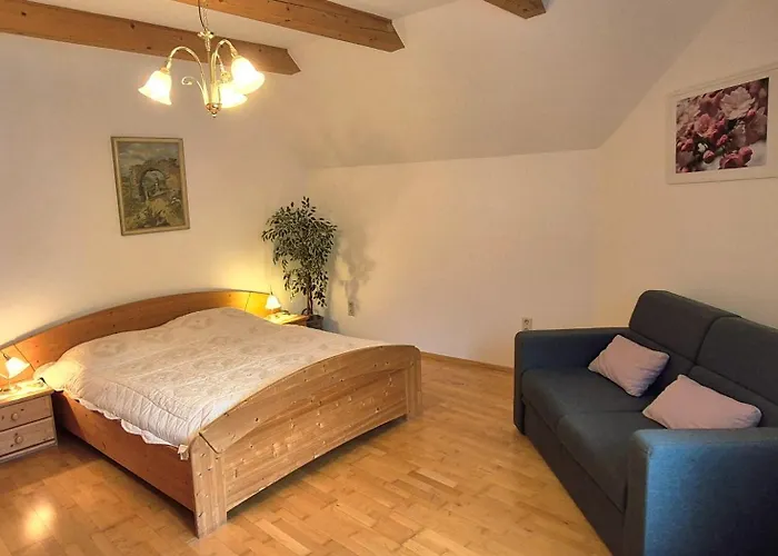 Haus Stierschneider * Spitz an der Donau